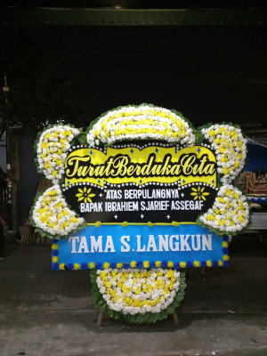 Papan Bunga Duka di Haurkuning